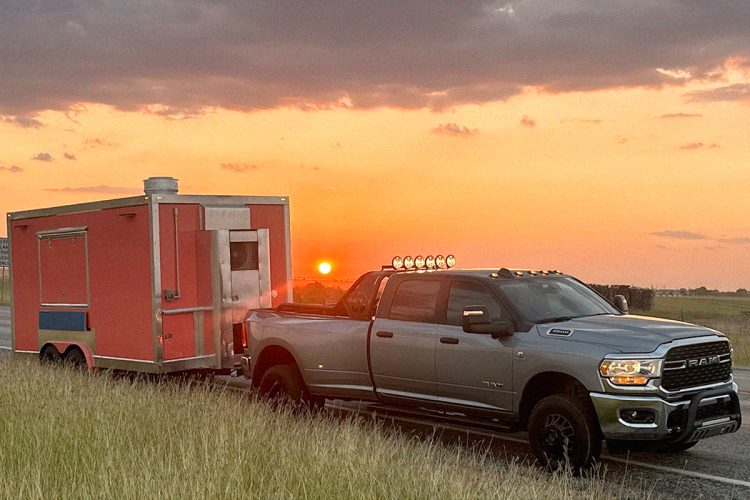 Trailer Builder truck